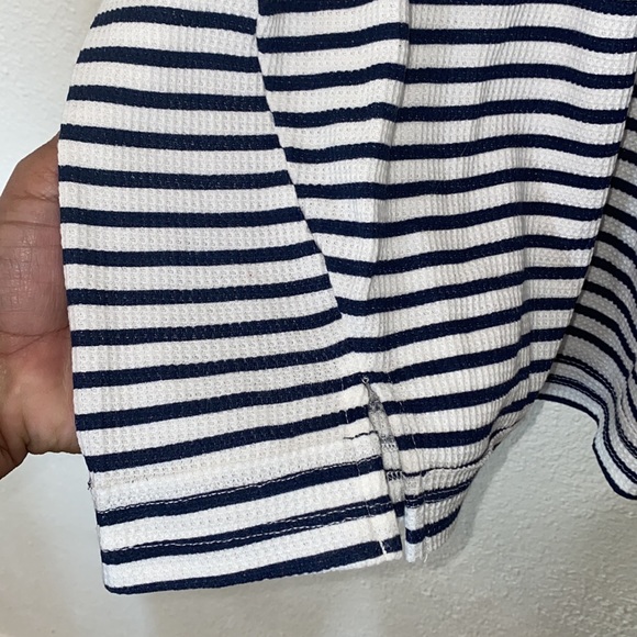 Roxy Striped Waffle Knit V-Neck Pullover Hoodie. - Picture 7 of 9